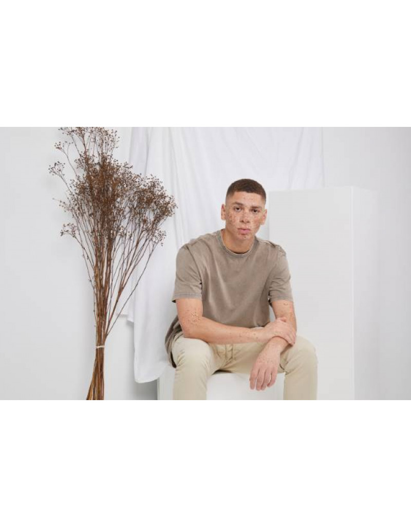 Tricou "Acid Wash"